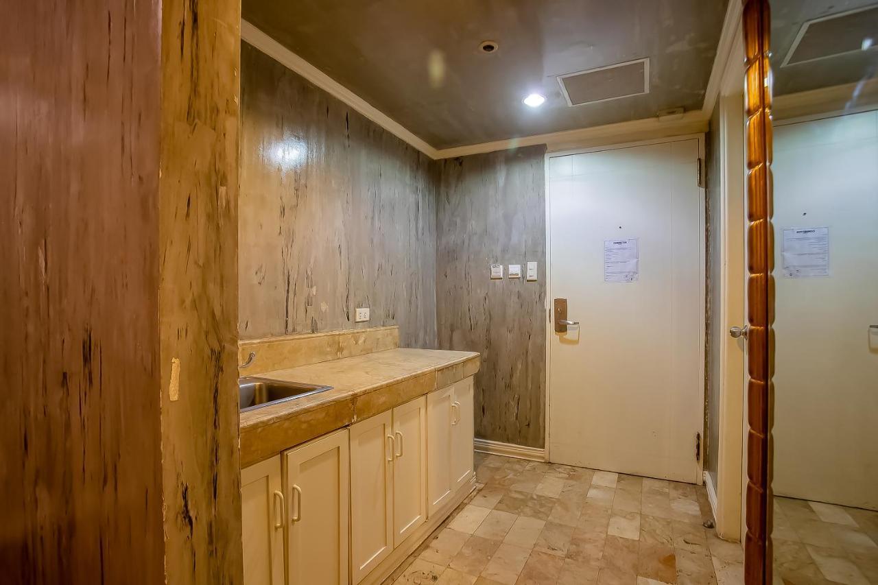 Oyo 821 Connector Hostel Makati City Zewnętrze zdjęcie