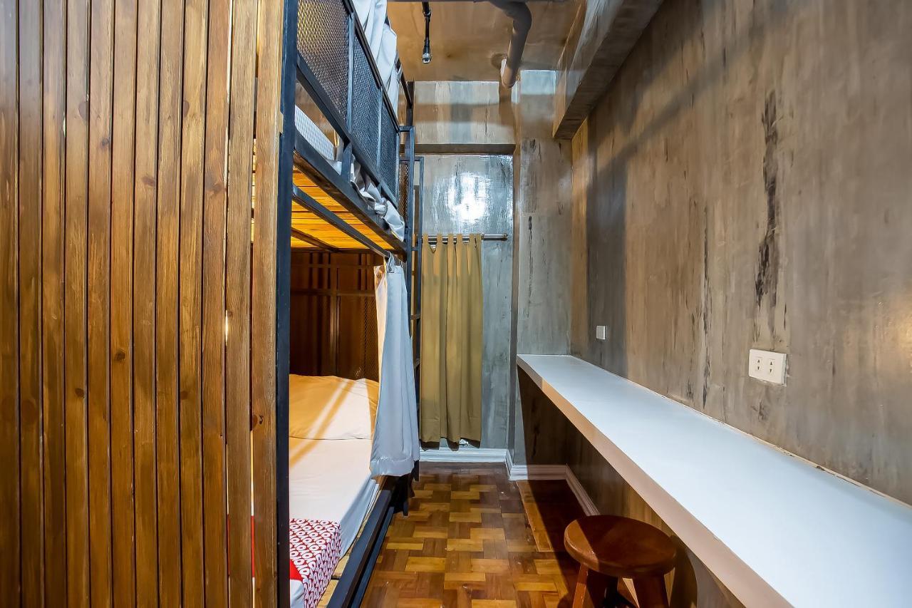 Oyo 821 Connector Hostel Makati City Zewnętrze zdjęcie