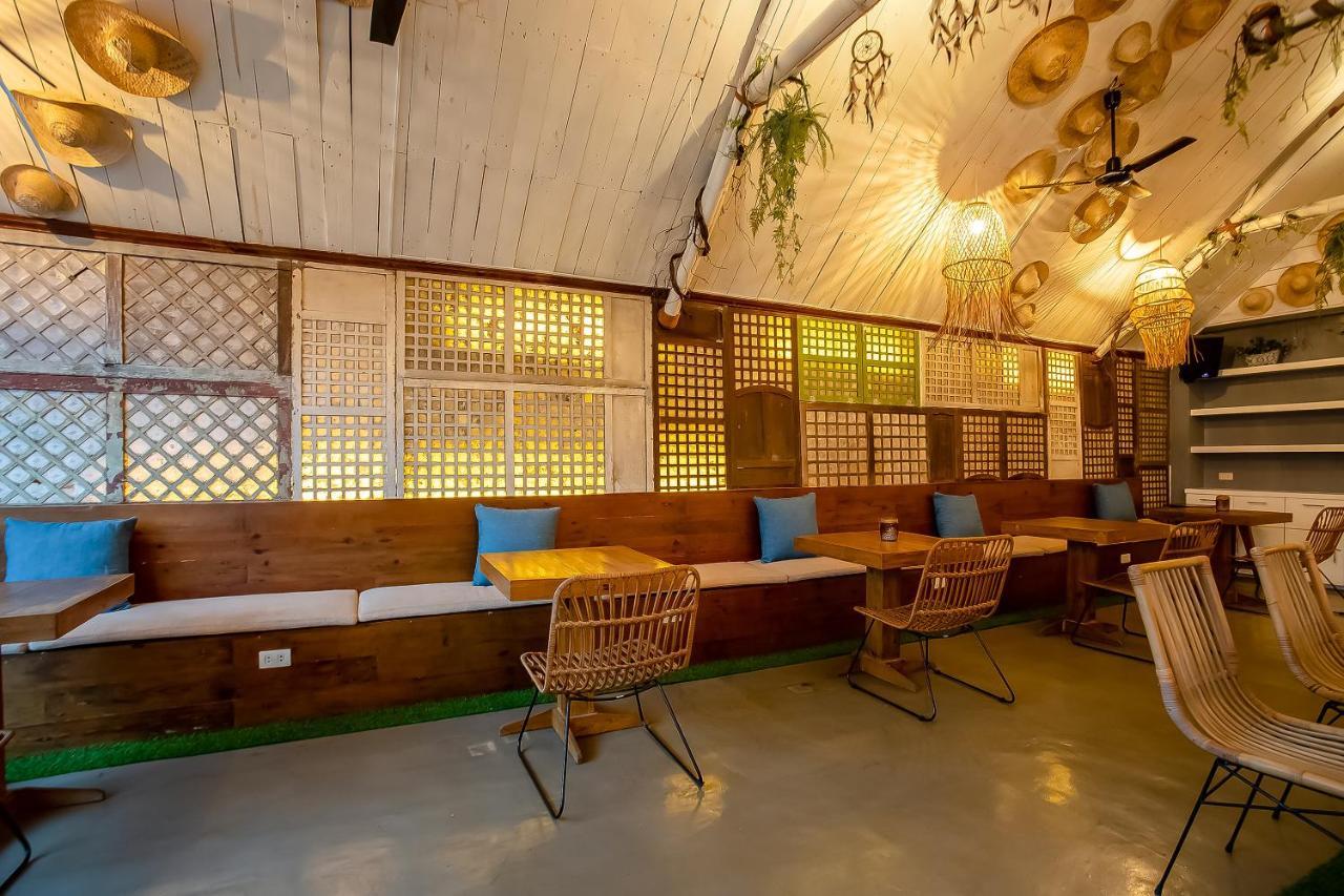 Oyo 821 Connector Hostel Makati City Zewnętrze zdjęcie