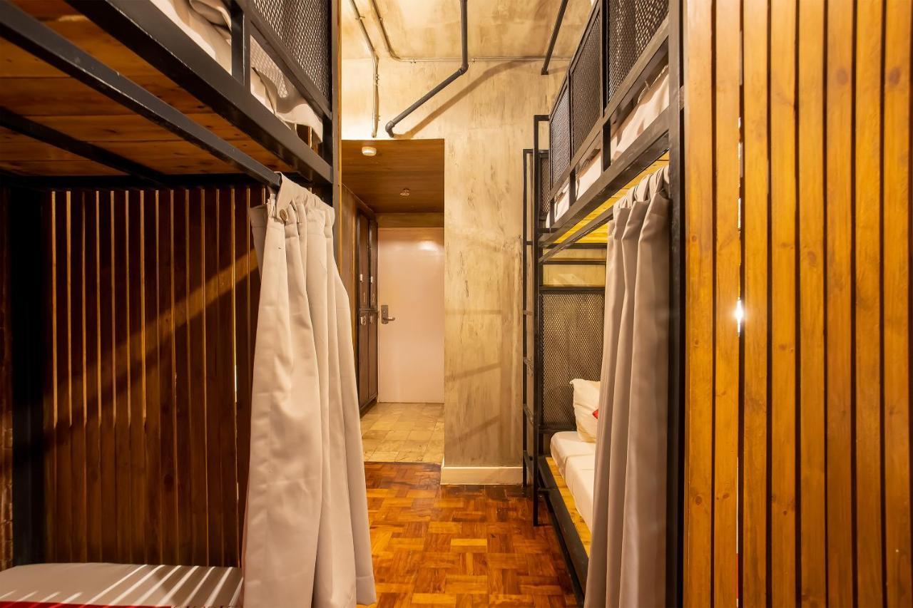 Oyo 821 Connector Hostel Makati City Zewnętrze zdjęcie